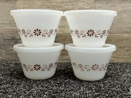 Dynaware Termocrisa White Milk Glass Custard Cups ~ Set of 4 w/ Lids ~ Vintage! - £16.68 GBP