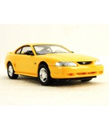 1994 Ford Mustang GT Plastic Model Car, ERTL/AMT #6294, Canary Yellow, C... - £15.35 GBP