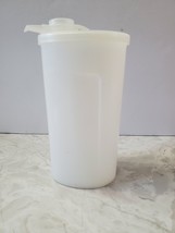 Tupperware Vintage Sweet Saver Syrup Container Dripless Spout #640-7 Clear - $13.95