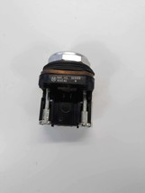 Allen Bradley 800T-A1 SER.N Green Push Button W/600VAC Contact Block  - $10.30