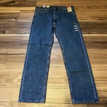 NWT Levi’s Men’s  Medium Wash Straight Leg Jeans 505 Regular 38x34 - $35.14