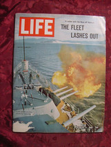 LIFE Magazine August 6 1965 Navy Fleet Vietnam Patrick Hemingway Mariner IV Mars - £10.20 GBP