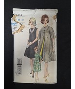 Vogue Sewing Pattern #5539 Dress Size 10 Bust 31 Hip 33 1960s Vintage Cut - $182.01 MXN