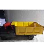 VINTAGE 50&#39;s STRUCTO TOY DUMP TRUCK PRESSED STEEL RED YELLOW DARK GREEN 50s - £38.61 GBP