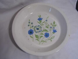 vintage McCOY Pottery Bachelor Button Flower pattern baking 10&quot; PIE PAN dish - £15.77 GBP