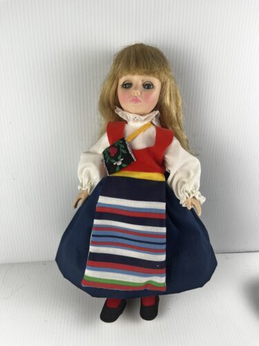 Vintage International Effanbee dolls Countries - 1124 DENMARK  USA 11.5&quot; - £3.95 GBP