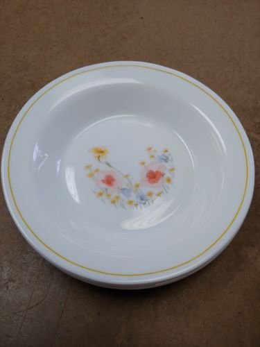 Arc Arcopal Soup Bowls/Salad Bowls, White w Yellow Flowers 8.5"  France - $7.99
