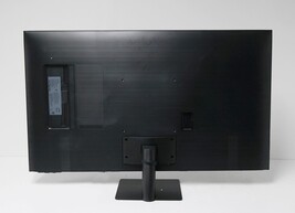 Samsung M70D 43” LED 4K UHD 60Hz 4ms Smart Monitor - Black image 3