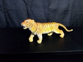 Vintage AAA Tiger Big Cat Figure Rubber Collectible Toy Animal zoo jungle - £7.85 GBP