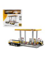 1/64 Gas Station Playset Diorama with Oil Tanker &amp; Tow Truck - 67277EA(S) - $839.05 MXN