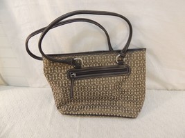 Giani Bernini Women&#39;s Handbag/Purse Brown Tan Silver Accents Latch/Zipper 51015 - £11.79 GBP