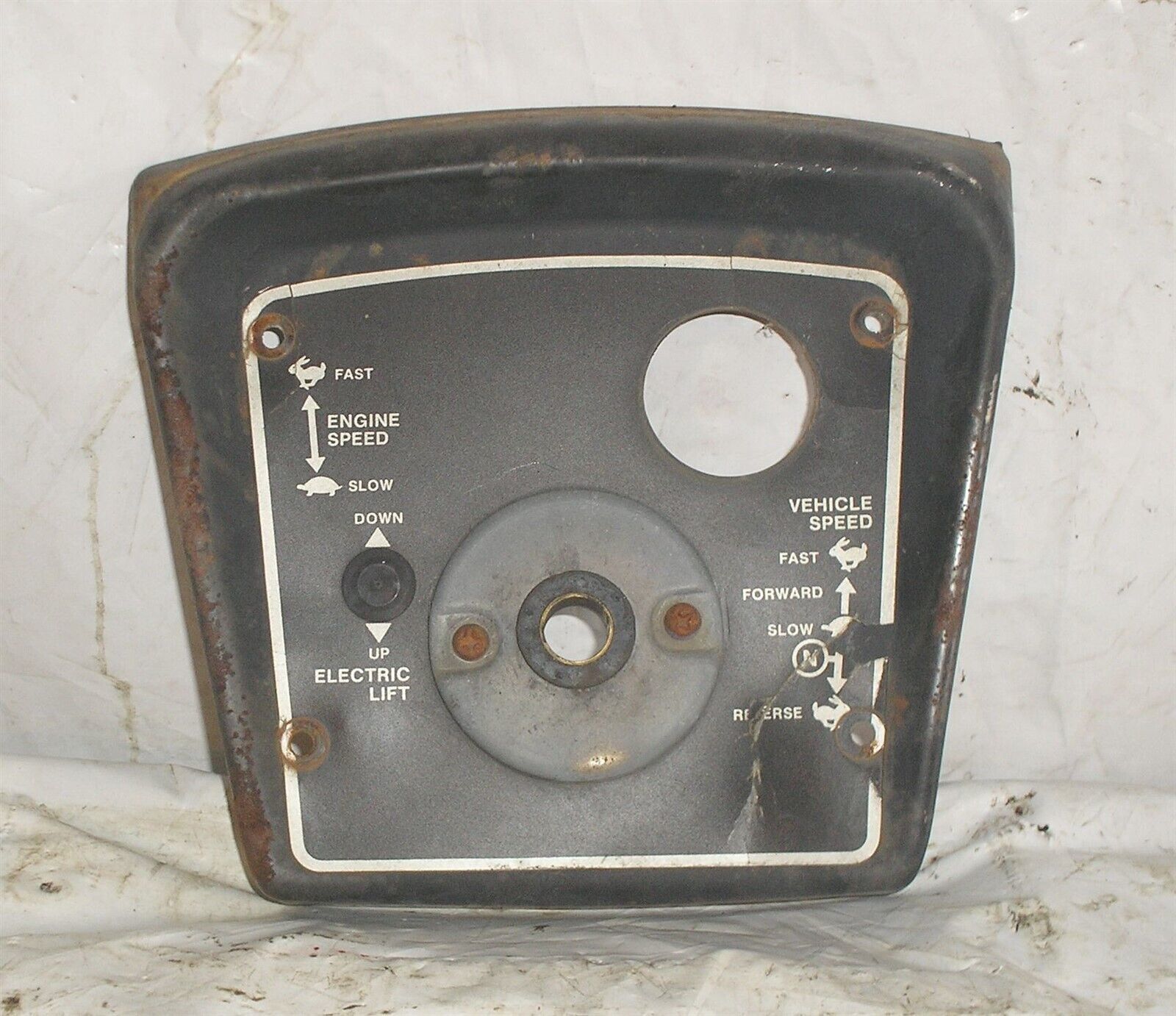Simplicity Tractor Lawnmower Landlord 7112 w 12 HP Kohler Dashboard Panel - $13.99