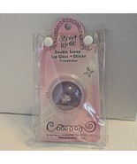 REVLON STREET WEAR  Double Scoop Lip Gloss + Glitter Fruitalicious - $55.45 MXN