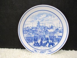 1985 Limited Edition Weihnachtsmarkt Hutschenreuther Germany Plate with ... - £7.79 GBP