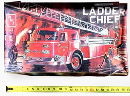 Vintage AMT Ladder Chief Fire Engine - 1/25 Scale Model - Partially asse... - $46.38
