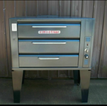 BLODGETT 931 NATURAL DECK GAS DOUBLE PIZZA OVEN WITH BRAND NEW STONES BAKE - $2,965.05