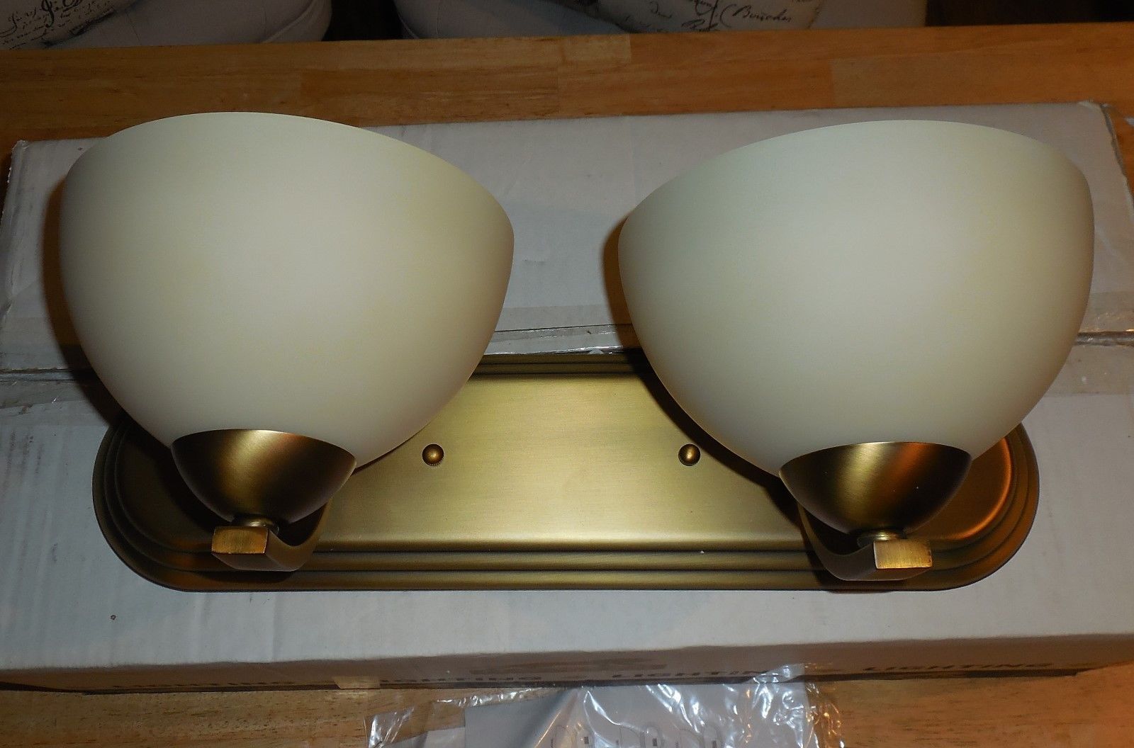 Savoy House Renaissance Guild Warm Brass Wall Lamp/Light Sconce 8p-50245-2-322 - $65.82