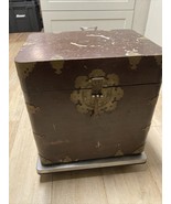 Antique Korean Elm Tansu Chest Koi Fish Lock Key Brass Hardware Late 1800’s - $3,716.66 MXN