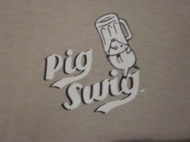 Nwt Piggly Wiggly Pig Swig Brand Beer Dig The Swig Beige Adult Size L Ss Tee - £10.45 GBP