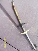 1977 MARQUIS 4 door LEFT FRONT DOOR WINDOW GUIDE POST OEM USED - €65,03 EUR