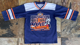 Vtg Denver Broncos T Shirt-Super Bowl Champs-S-1998-NFL Football-Striped Sleeves - £18.38 GBP