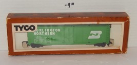 Vintage Tyco Train HO Scale Burlington Northern 50&#39; Plug Door Green Box ... - $29.65