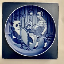 Wall Decor Porcelain Collector’s Plate My Favorite Dress Children&#39;s Day Series - £14.04 GBP