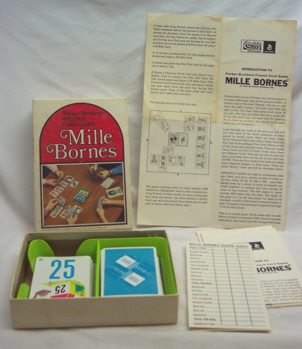 Vintage 1971 Parker Brothers MILLIE BORNES French Card Game 1970's - $14.85