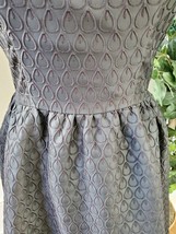 Boutique Aryeh Women&#39;s Black Polyester Round Neck Sleeveless Knee Length Dress S - £31.46 GBP