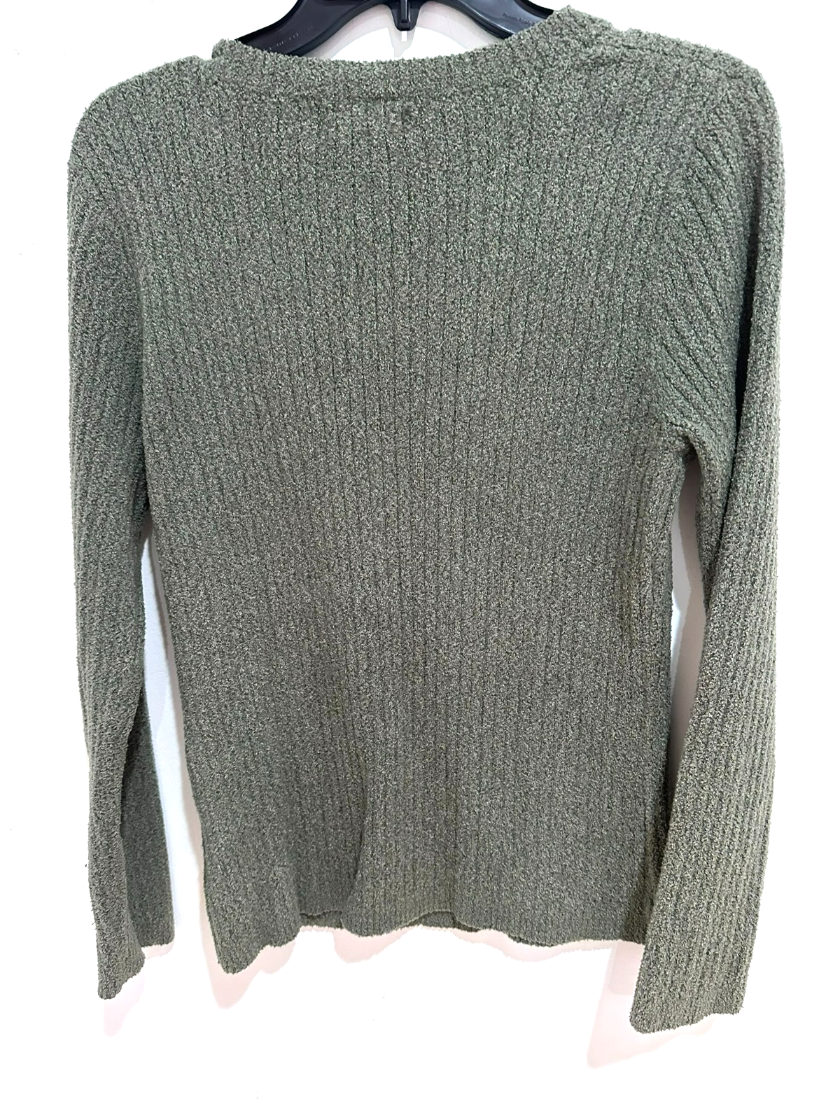 Croft & Barrow Women’s Green Long Sleeve V Neck Knit Sweater Top  Size Medium Item image 3