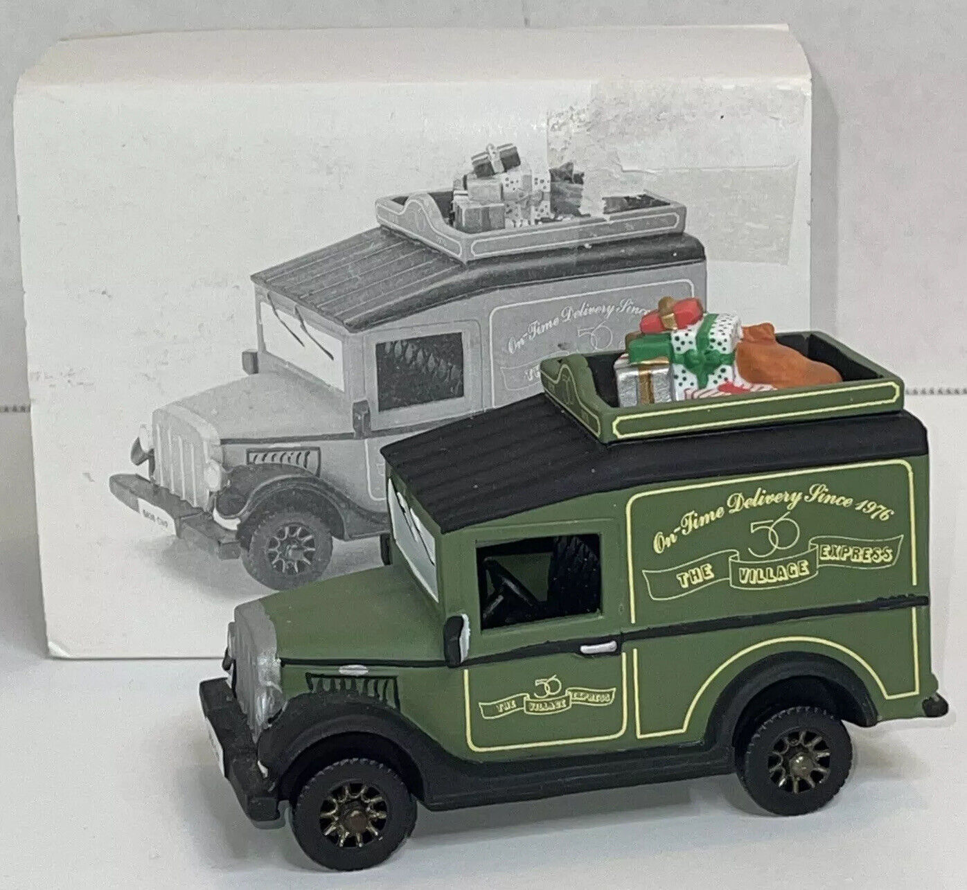 Dept 56 Dickens Village - Village Express Van - #5865-3 - $18.23