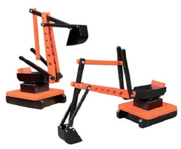 SIT-ON WORKING EXCAVATOR - Poly Lumber Orange &amp; Black Sand Digger Backhoe - $5,915.62 MXN