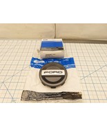 Ford HC3Z-1130-A Hub Cap Center Wheel Cover - $607.55 MXN