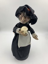 Vintage Halloween Witch Holding Skull Light Up Creepy Noise No Motion Read - $26.18