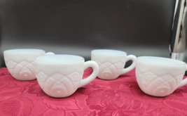 Vintage McKee Cups 4 pc Concord Milk Glass Punch Cups Very good - £13.72 GBP