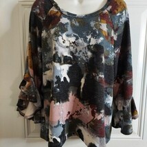 Women&#39;s Cha Cha Vente Abstract Print 3/4 Ruffle Sleeve Scoop Neck Tunic ... - $9.49
