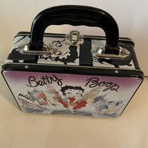Betty Boop Tin Lunch Box Cityscape Marilyn Monroe Pose Red Car #44-1182 - $20.57