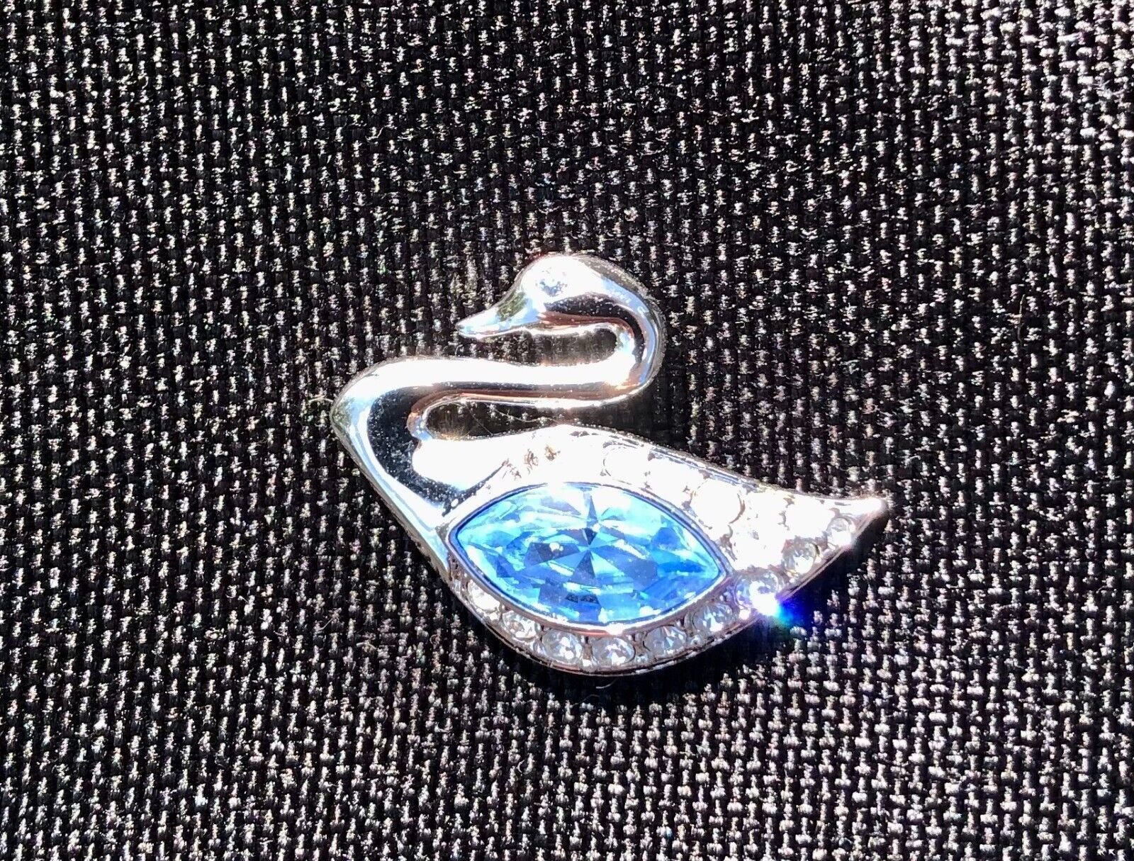 Swarovski Silver Swan Pin With Blue Crystal Pave New Tie Tack style - $20.00