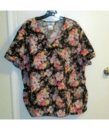 SB Fashion Scrubs 3X/3XG Cross Over Bodice Black Pink Grey Floral V Neck - $204.41 MXN