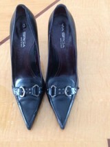 EUC Via Spiga Black Pointy Toe Box Stilettos SZ 8.5 M - $88.11