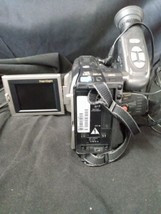 PANASONIC PALMCORDER PV-L678 VHS-C PalmSight PARTS ONLY NO BATTERY AS IS - £13.15 GBP