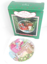 Hallmark Christmas Ornament Waiting for Santa Plate Second In Series QX4061 Vtg - £8.75 GBP