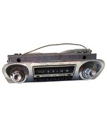 1960 Chevrolet AM Radio &quot;Straight Line Tuning&quot; - $747.09 MXN