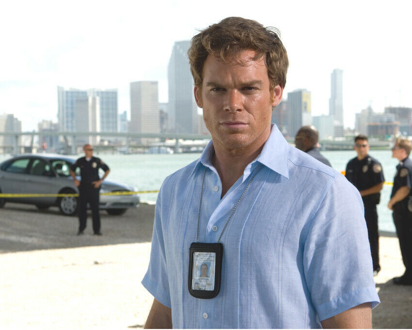 Michael C. Hall As Dexter 8x10 Photo(20x25cm) - $9.75