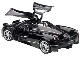 Pagani Huayra Gloss Black with Silver Stripes and Silver Wheels 1/12 Mod... - £410.09 GBP