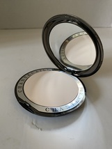 Chantecaille HD Perfecting Powder  FACE .42oz  - £57.55 GBP