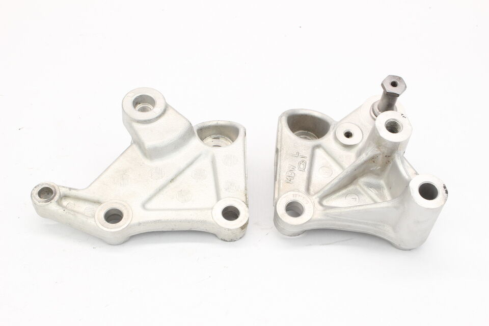 2002 Honda Cbr600 F4i Rear Engine Mount Motor Bracket Shock Linkage 0136 - $29.69