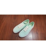 GIRLS WOMENS MINT GREEN EYELET TENNIS SHOES SIZE 2 AMERICAN EAGLE - $15.00