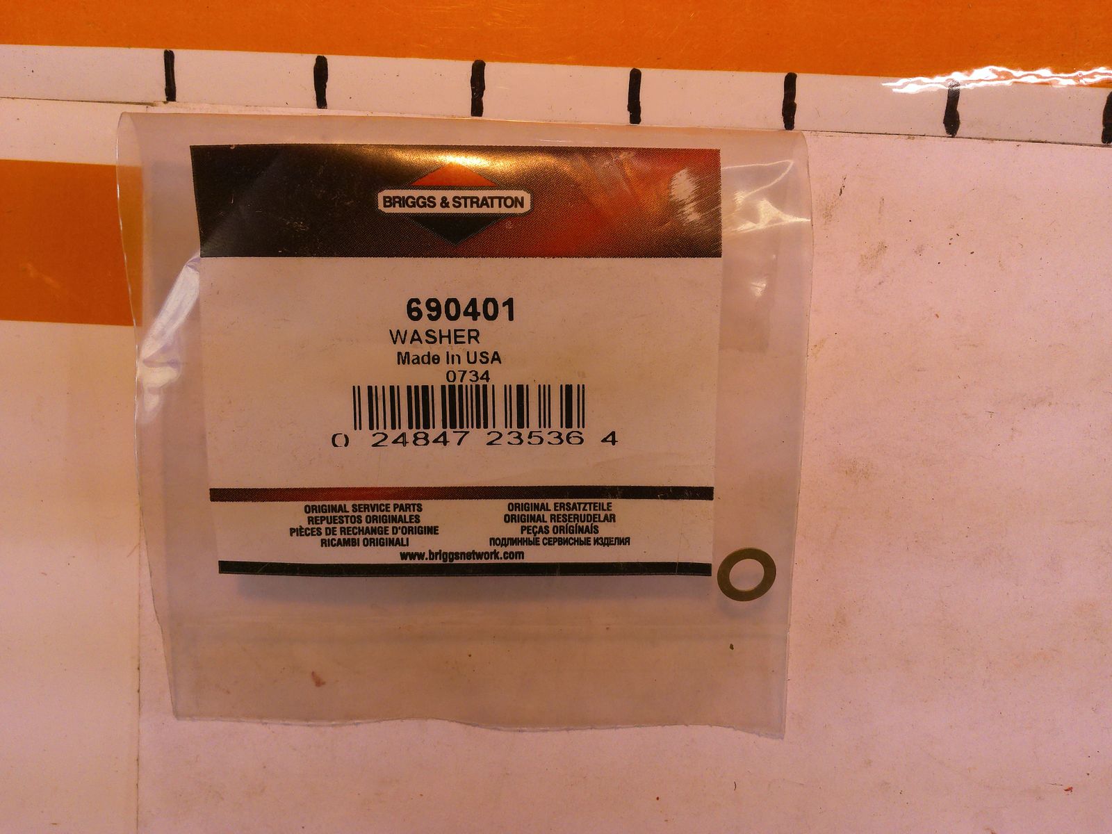 BRIGGS&amp;STRATTON WASHER 690401 - $3.00
