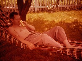 1957 Bare Chest Man Plaid Hammock Backyard Ektachrome 35mm Slide - £4.34 GBP